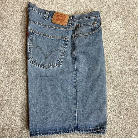 Levi’s 550 short    - Picture 3 of 7